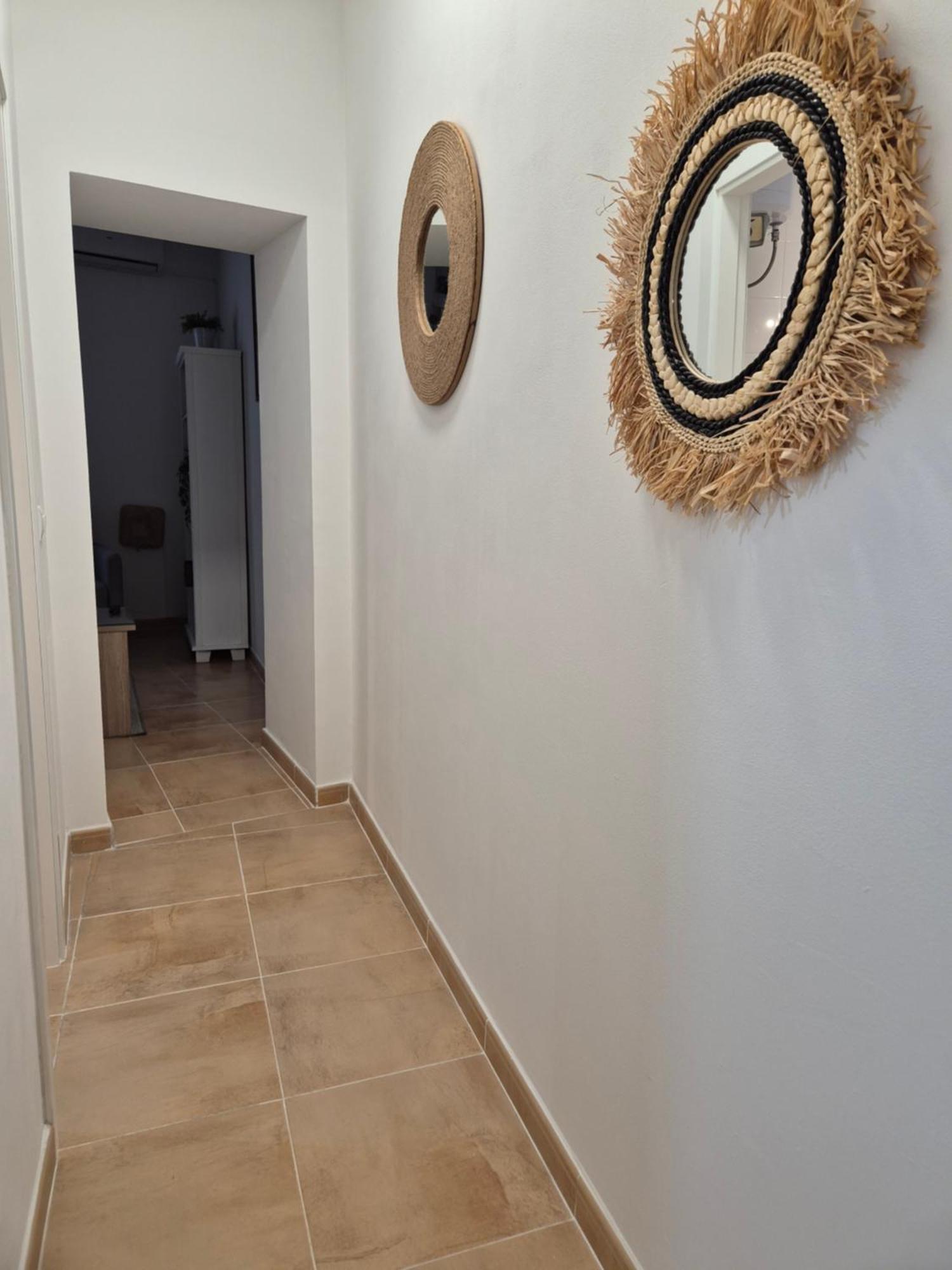 Hostfy Centro San Roman Σεβίλλη Εξωτερικό φωτογραφία