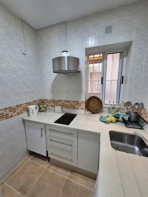 Hostfy Centro San Roman Σεβίλλη Εξωτερικό φωτογραφία